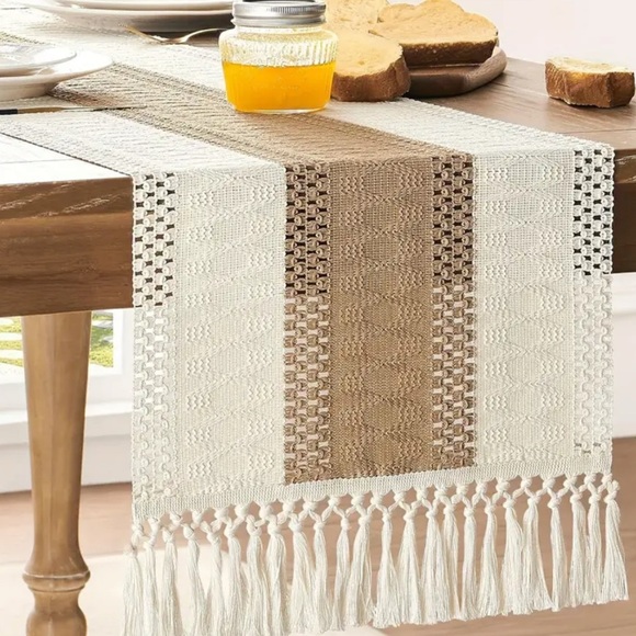 A bohemian chic table runner - Picture 3 of 5